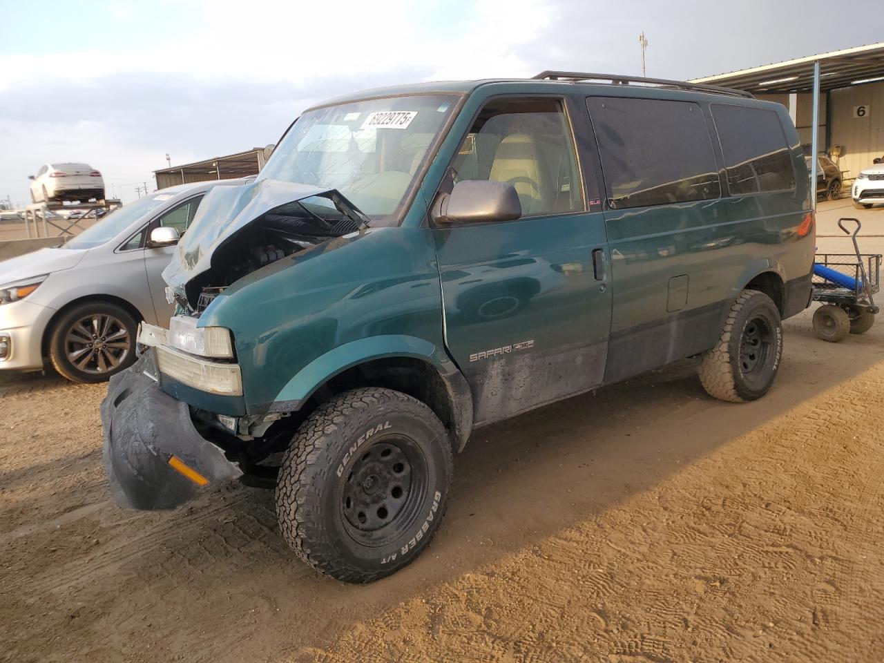 2001 Gmc Safari xt XT