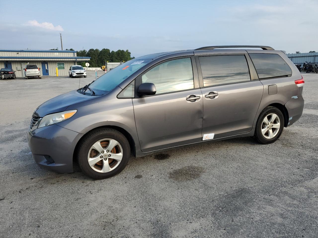 2014 Toyota Sienna le LE