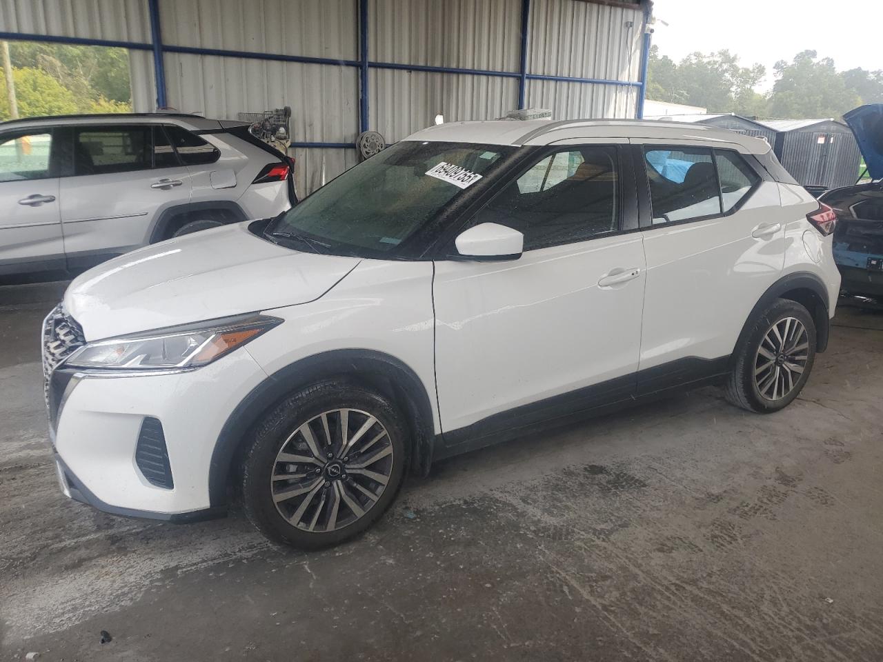 2024 Nissan Kicks sv SV