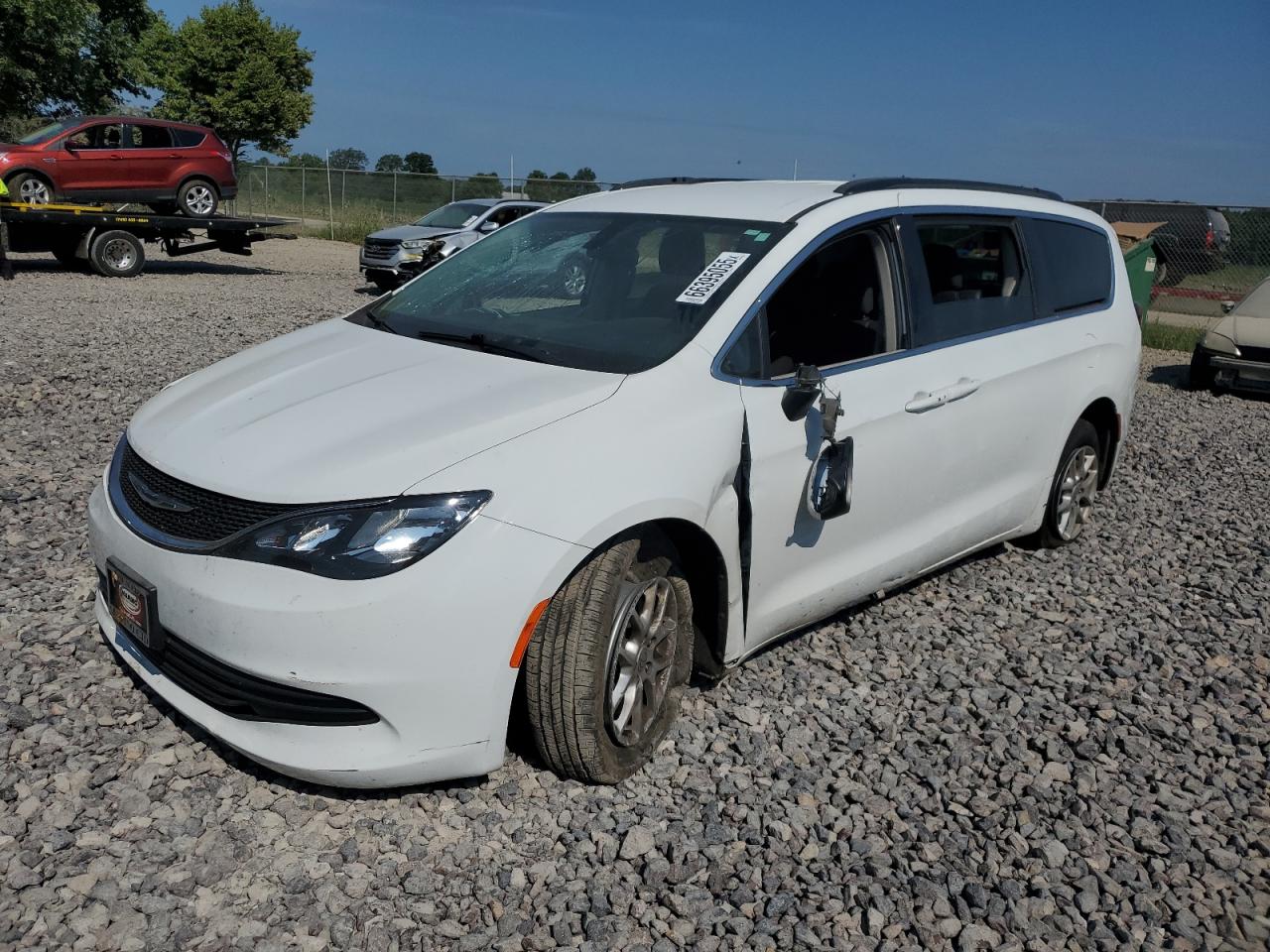 2020 Chrysler Voyager Lx