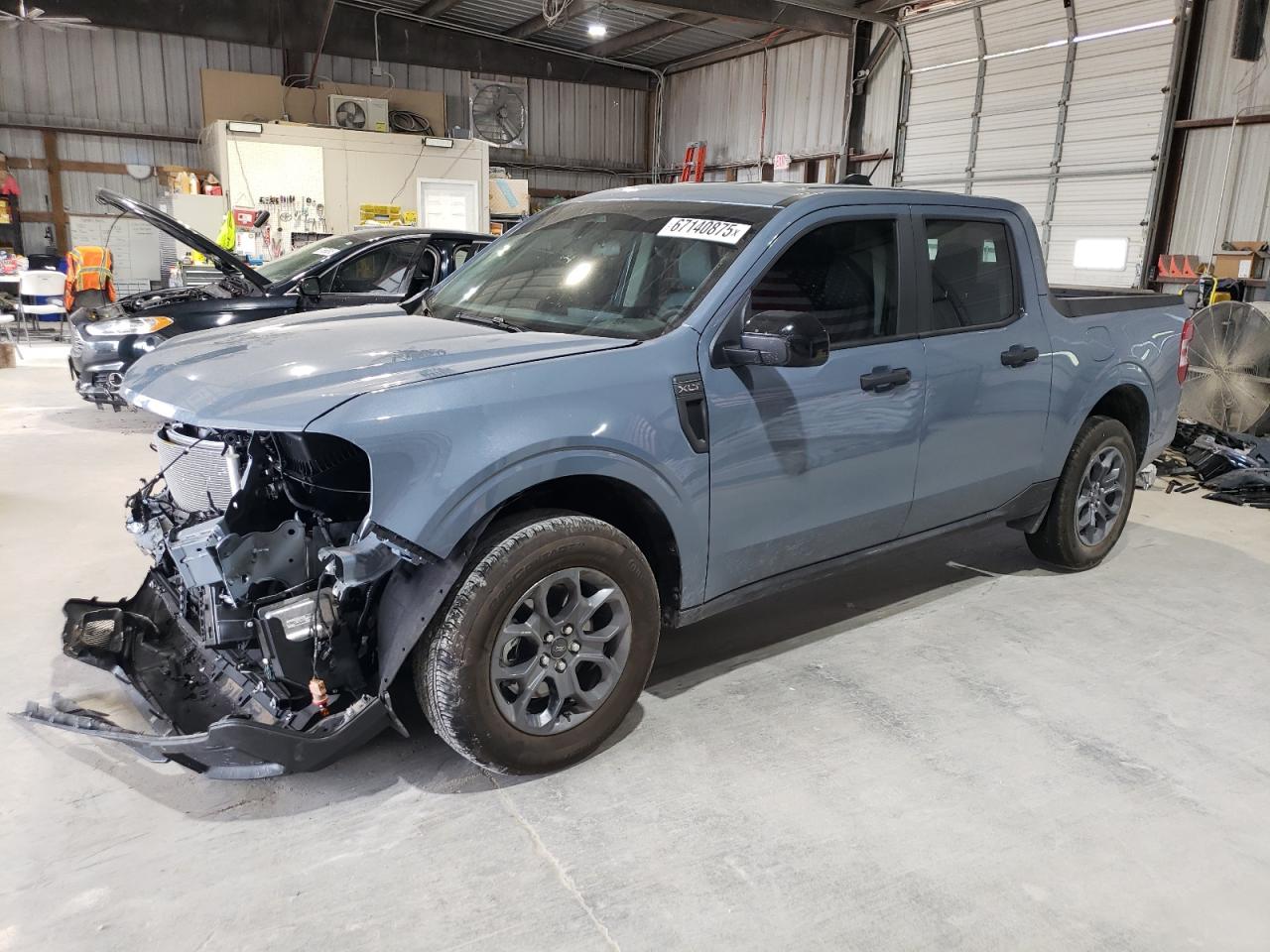 2025 Ford Maverick x XLT