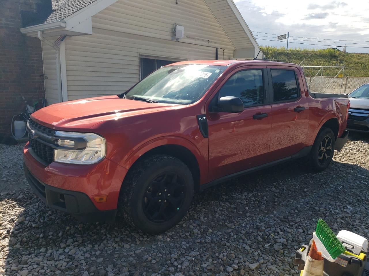 2022 Ford Maverick x XL
