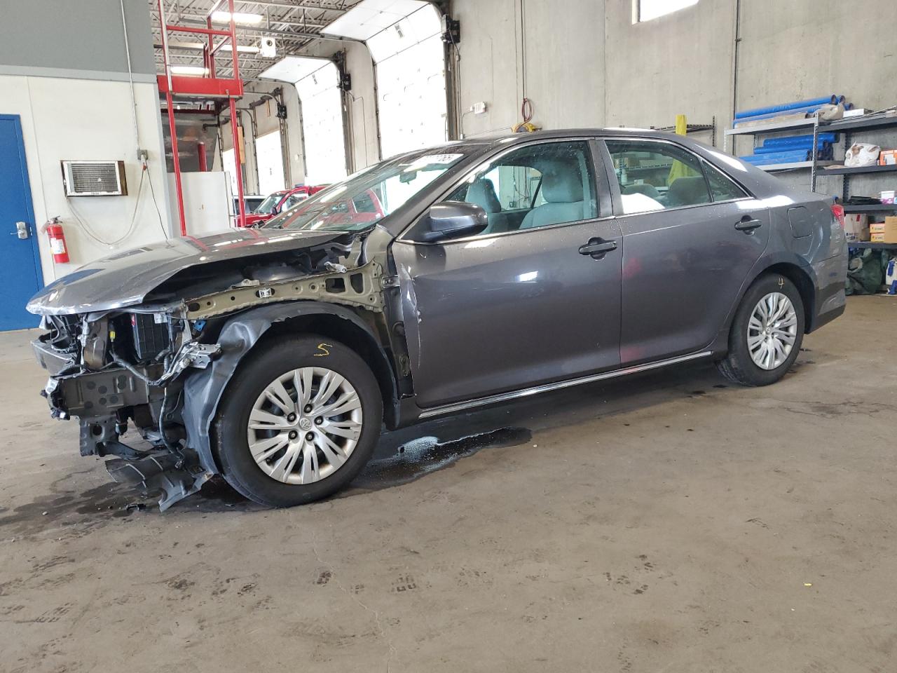 2014 Toyota Camry l L