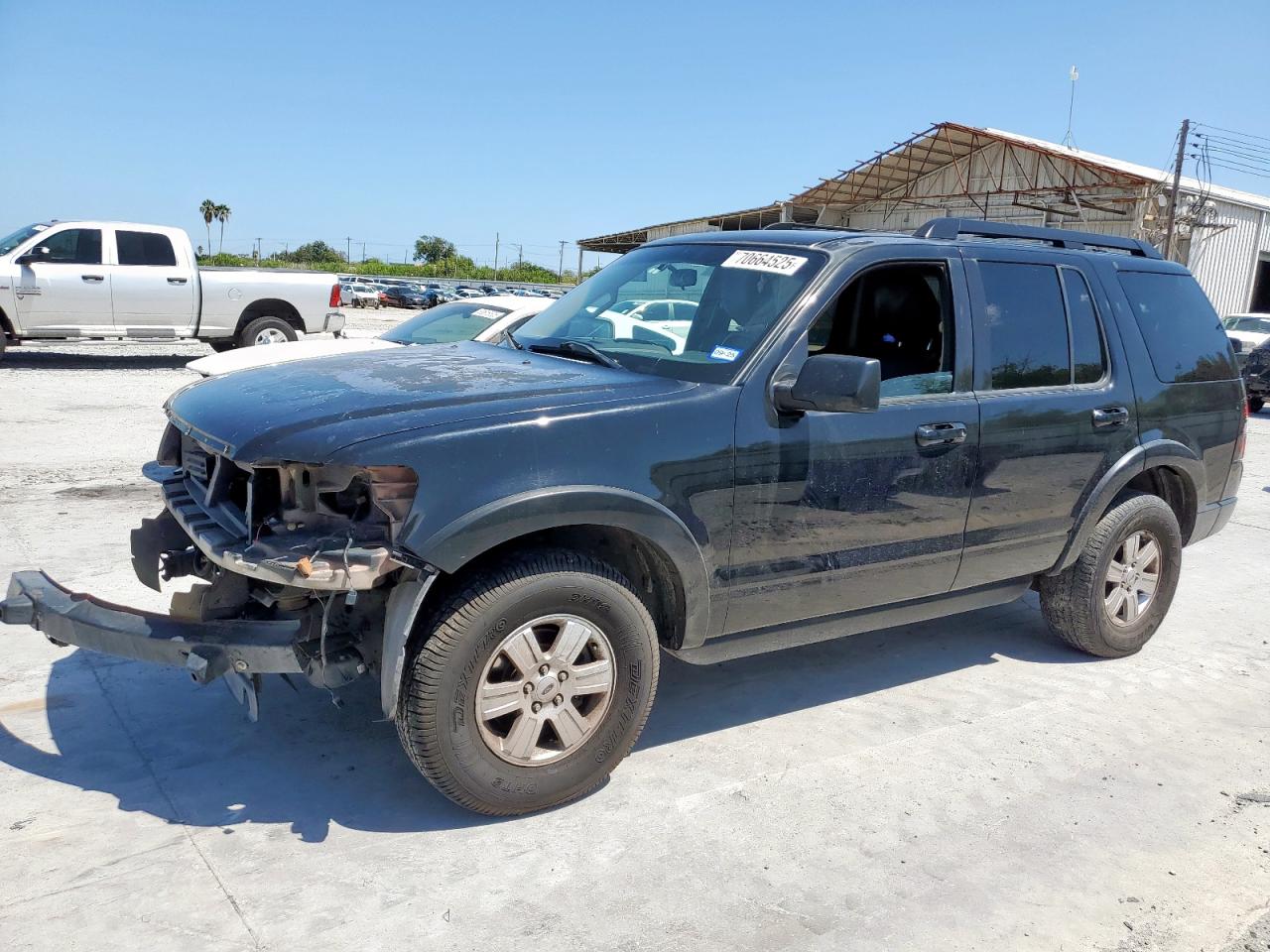 2010 Ford Explorer x XLT