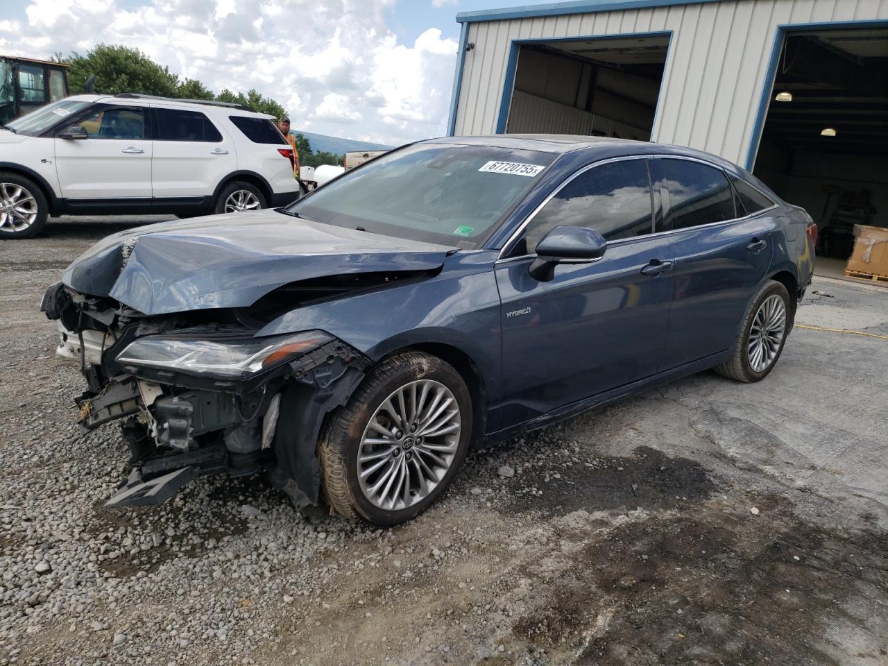 2021 Toyota Avalon limited LIMITED