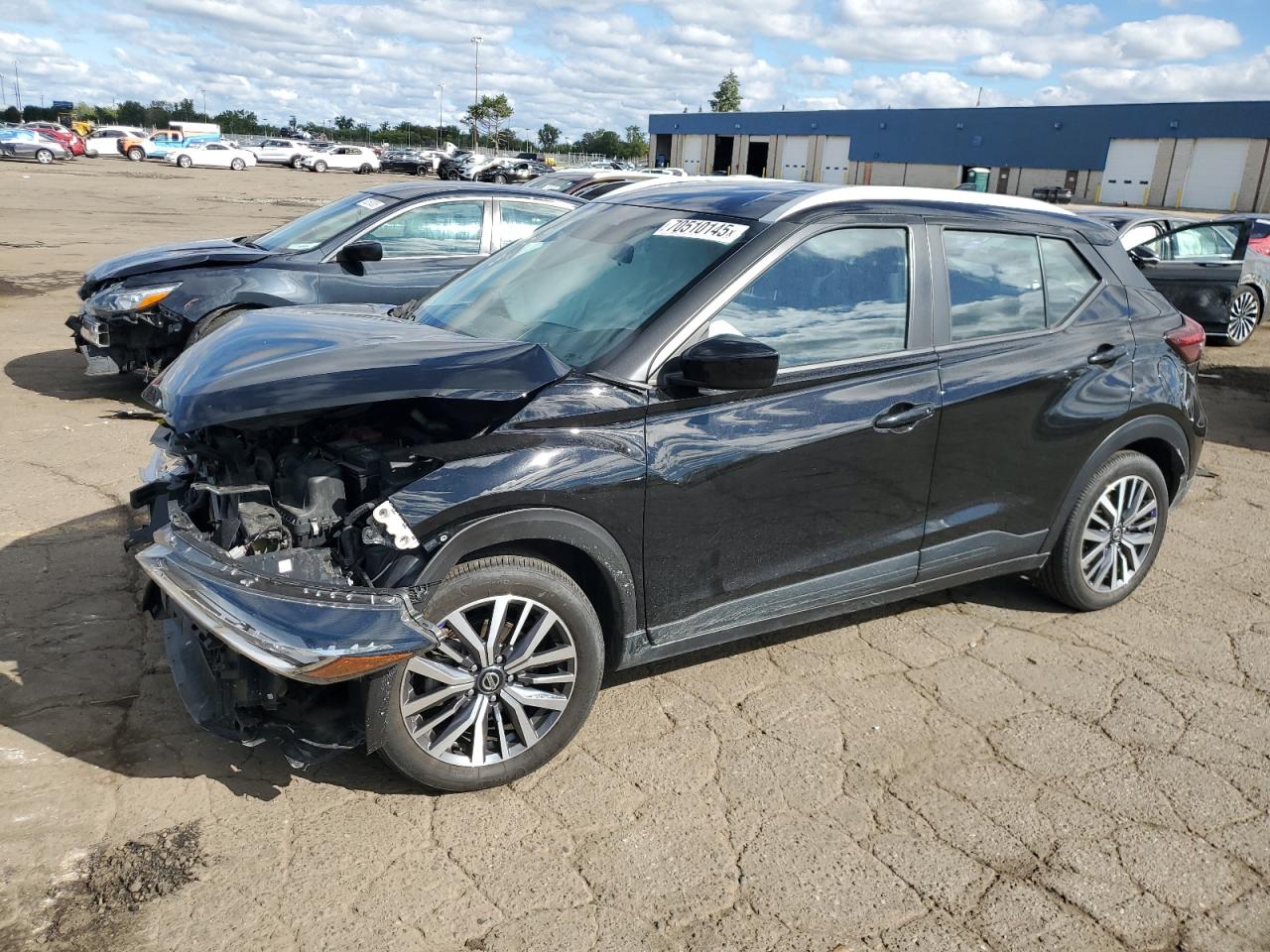 2021 Nissan Kicks sv SV