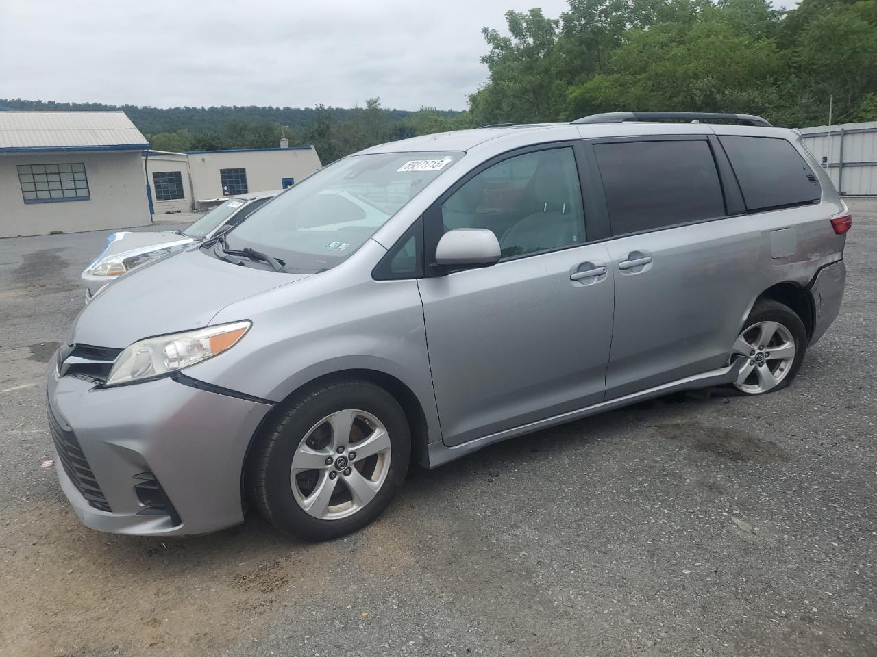 2018 Toyota Sienna le LE