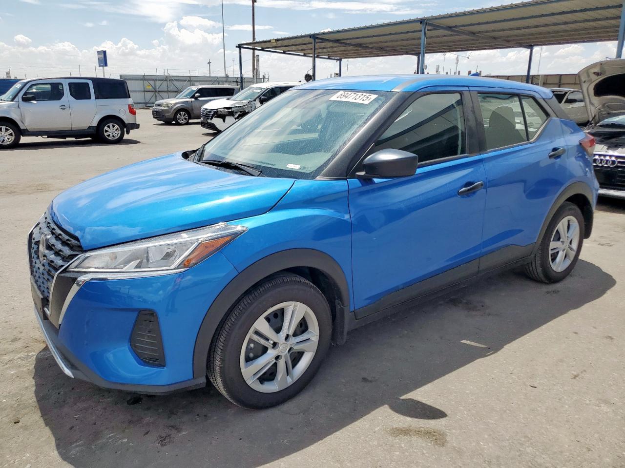 2025 Nissan Kicks play S