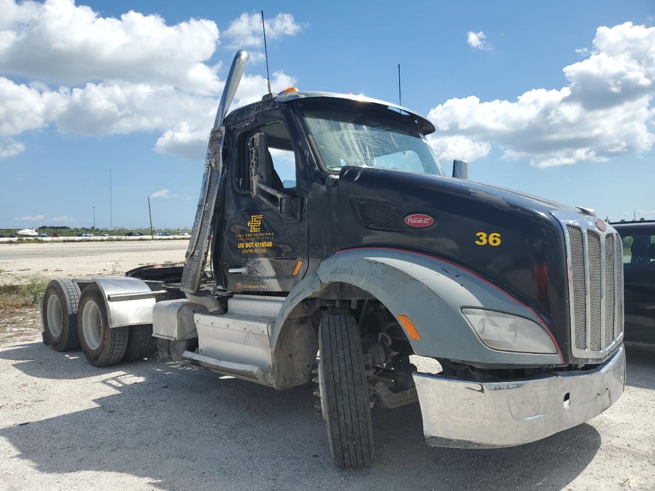 2015 Peterbilt 579