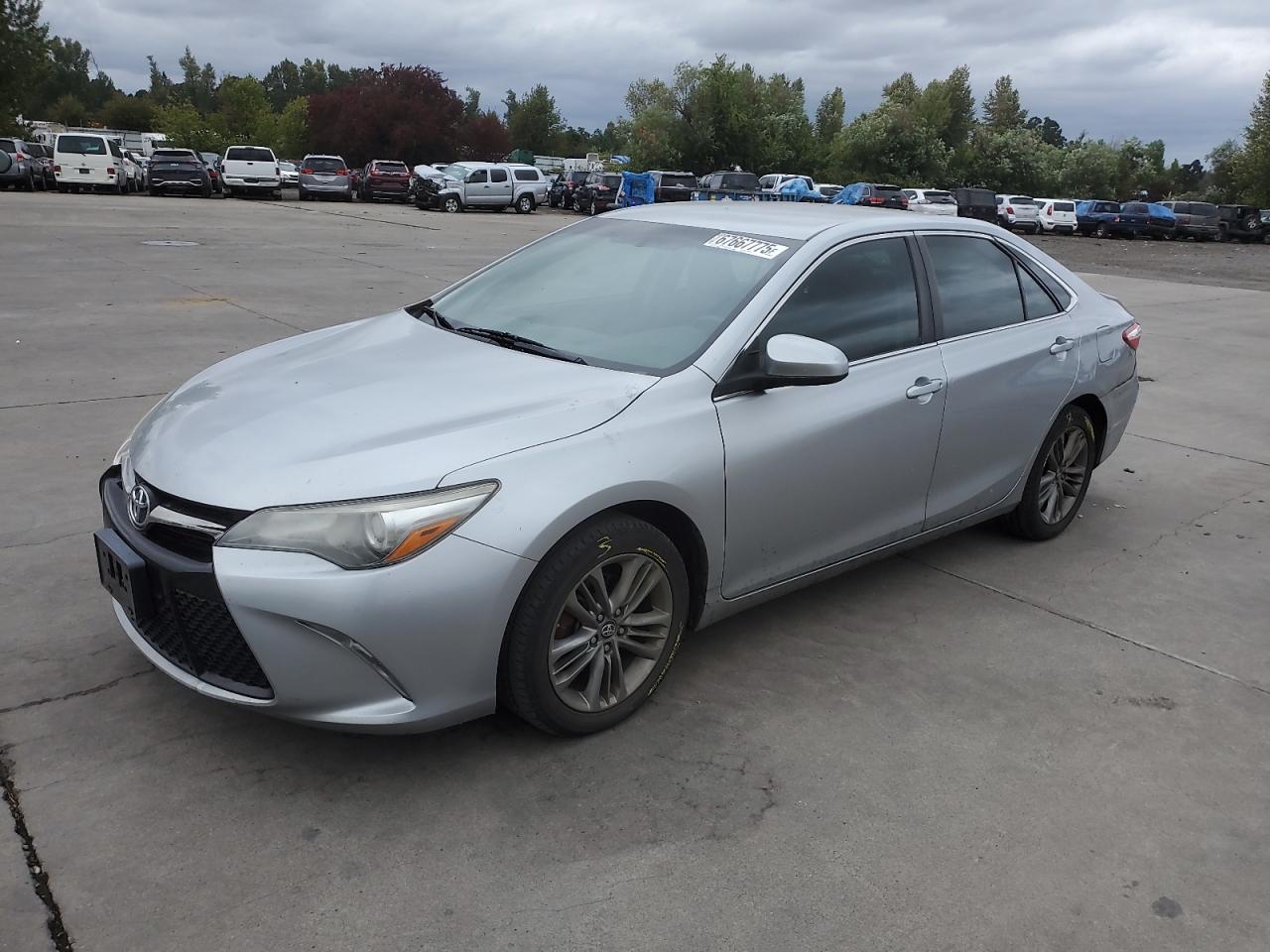 2016 Toyota Camry le LE
