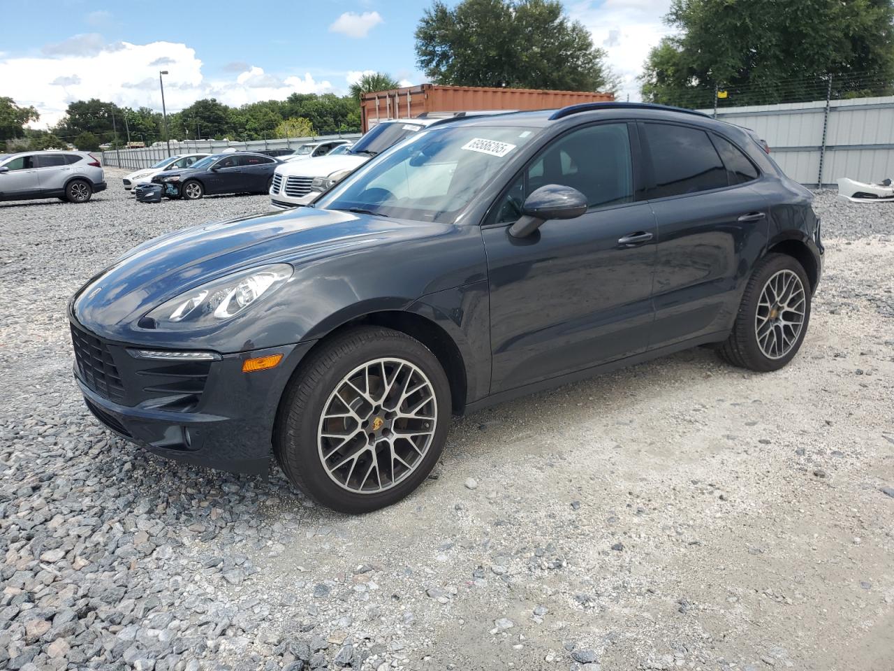 2018 Porsche Macan