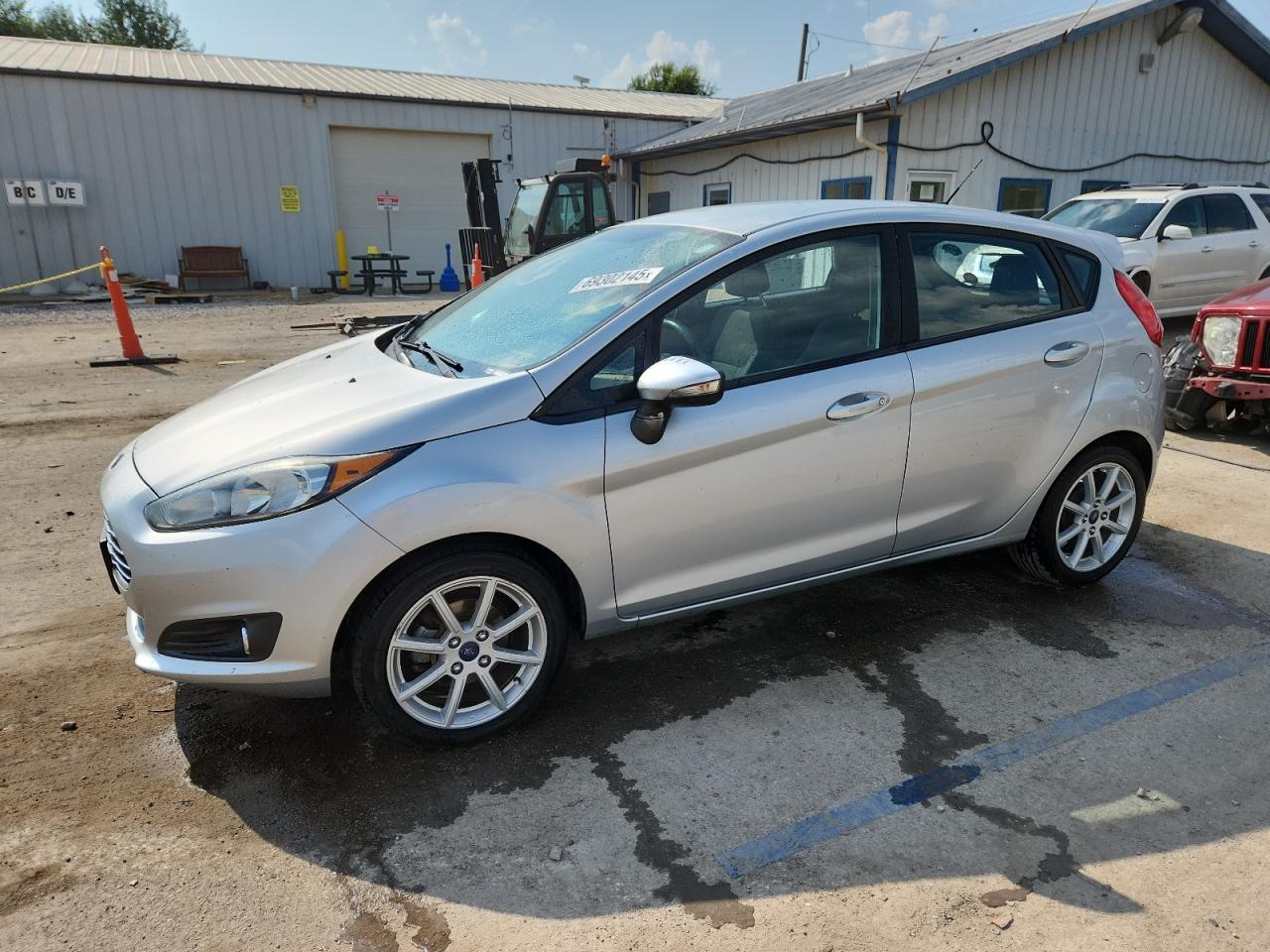 2016 Ford Fiesta se SE