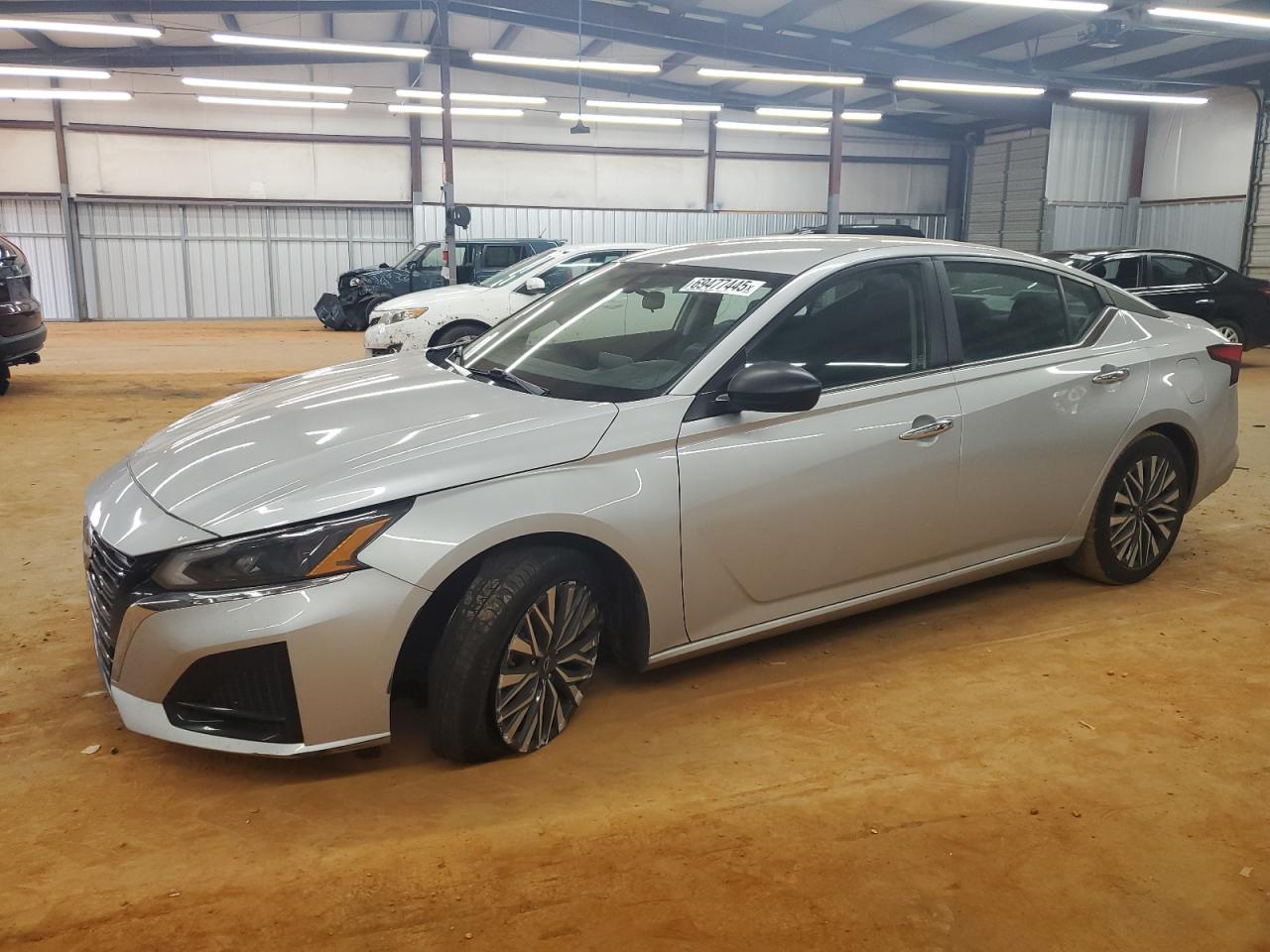 2024 Nissan Altima sv SV