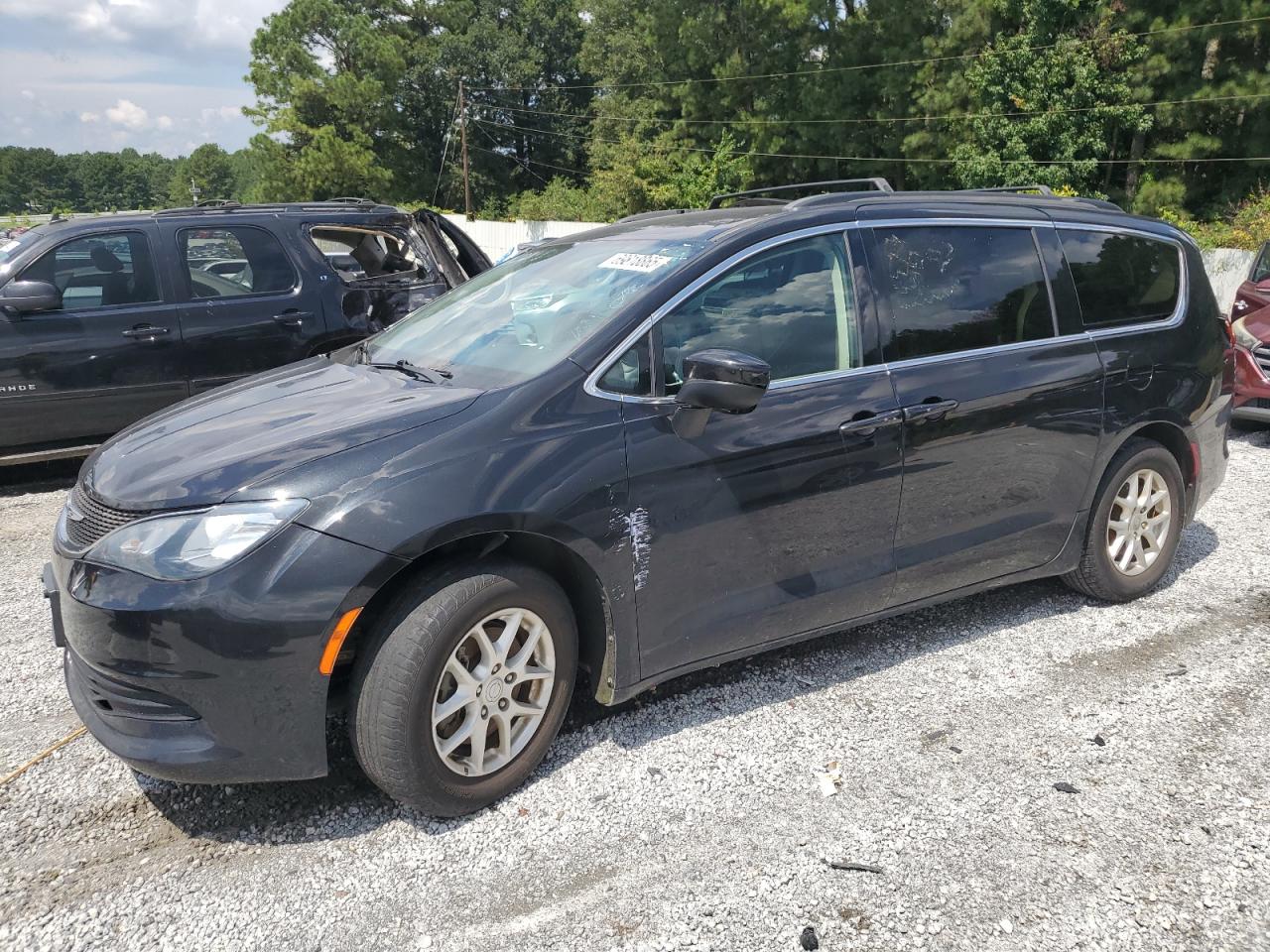 2020 Chrysler Voyager