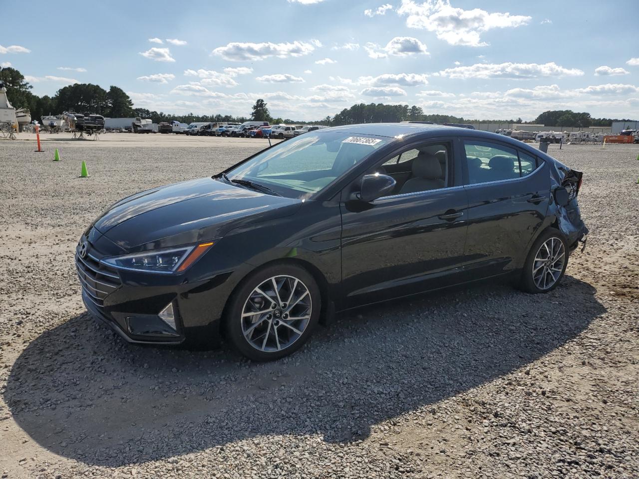 2020 Hyundai Elantra se SEL