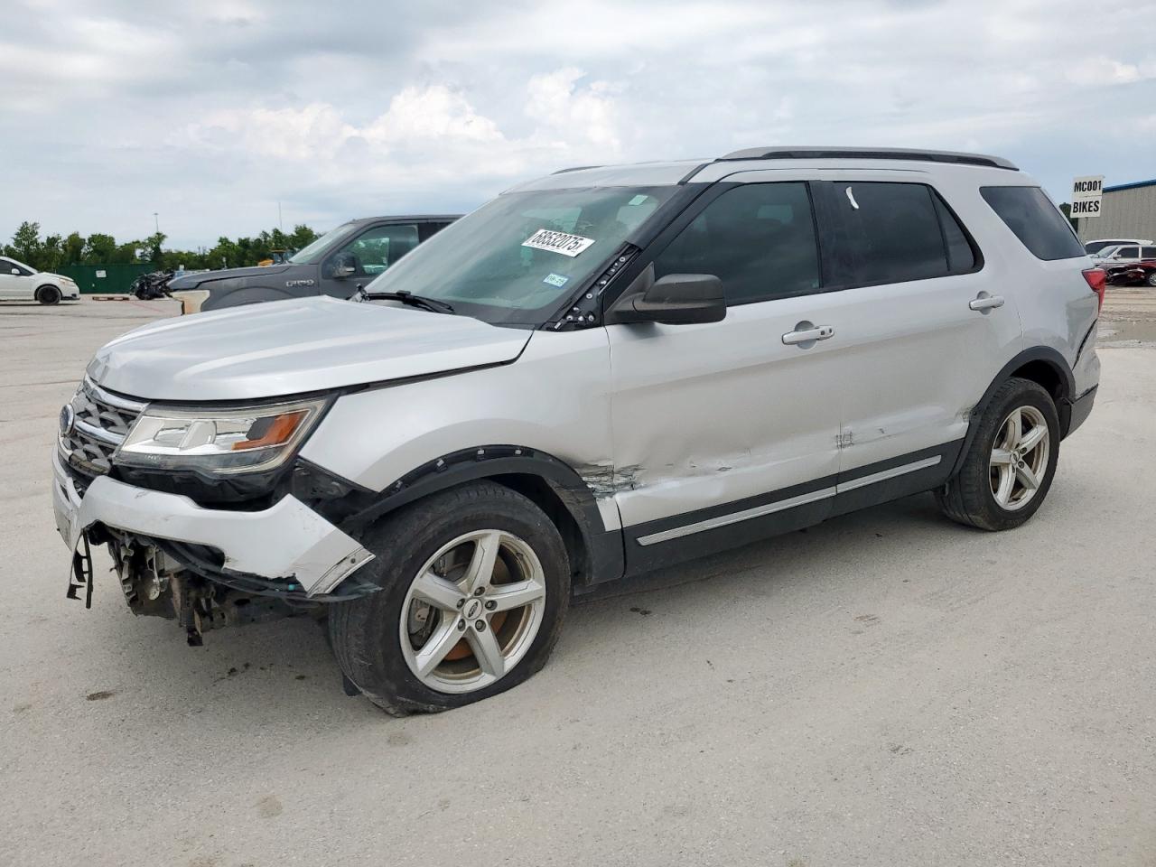 2018 Ford Explorer xlt XLT