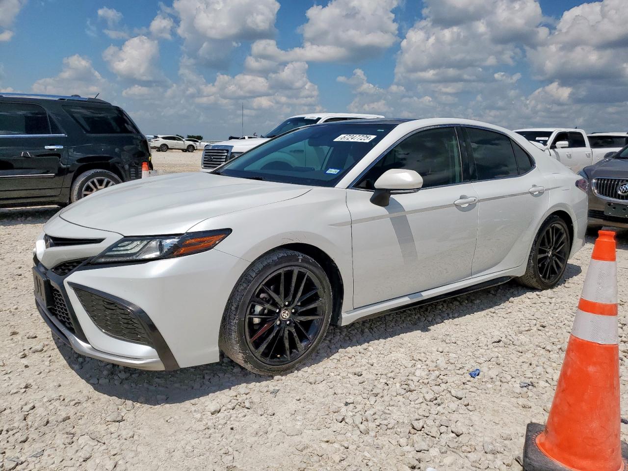 2021 Toyota Camry xse XSE