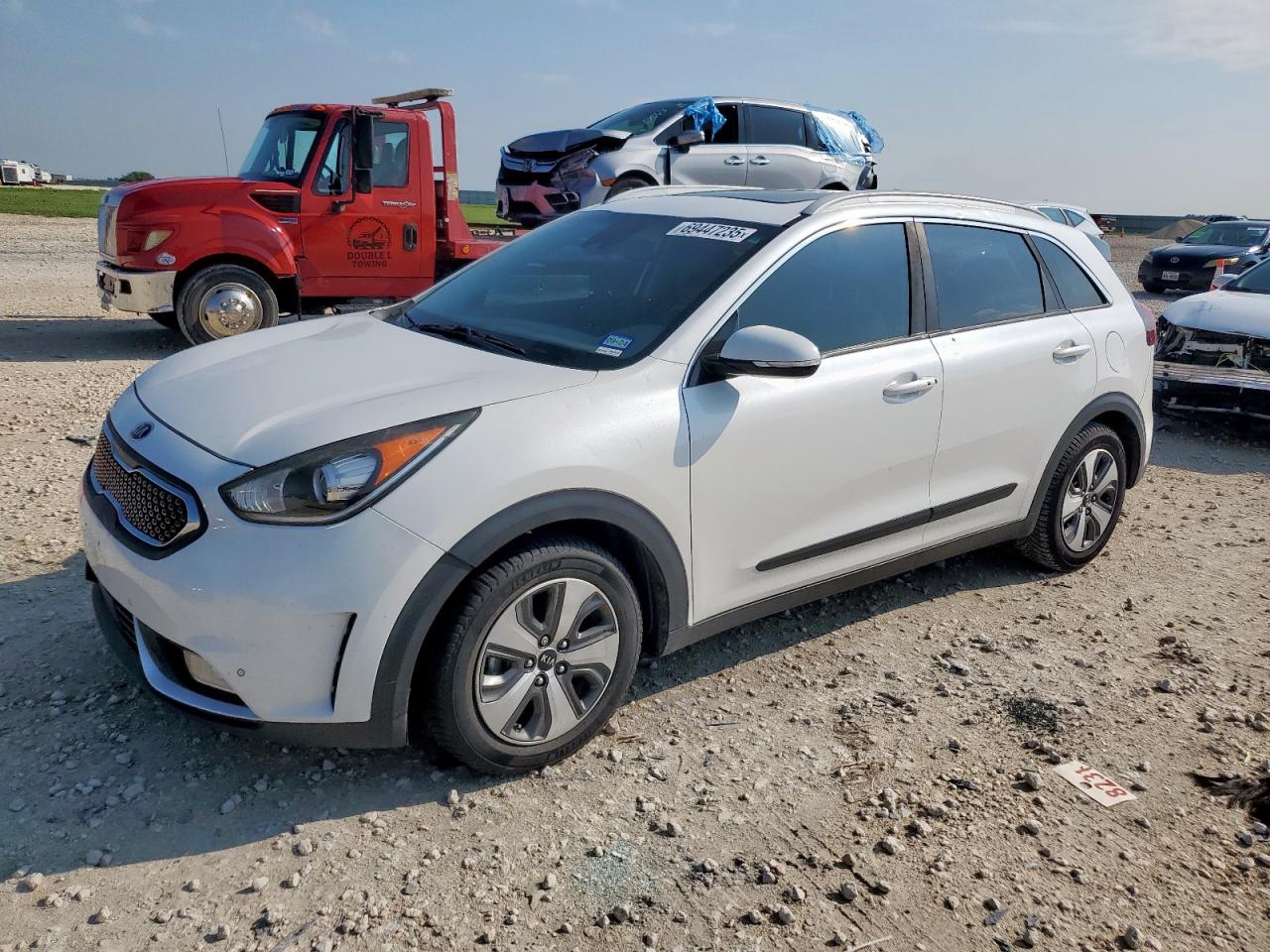 2018 Kia Niro touring TOURING