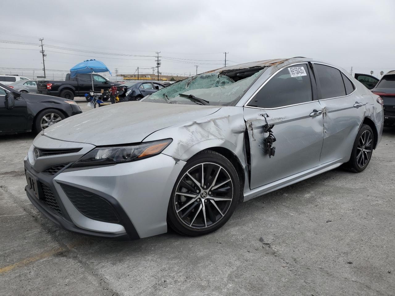 2021 Toyota Camry se SE