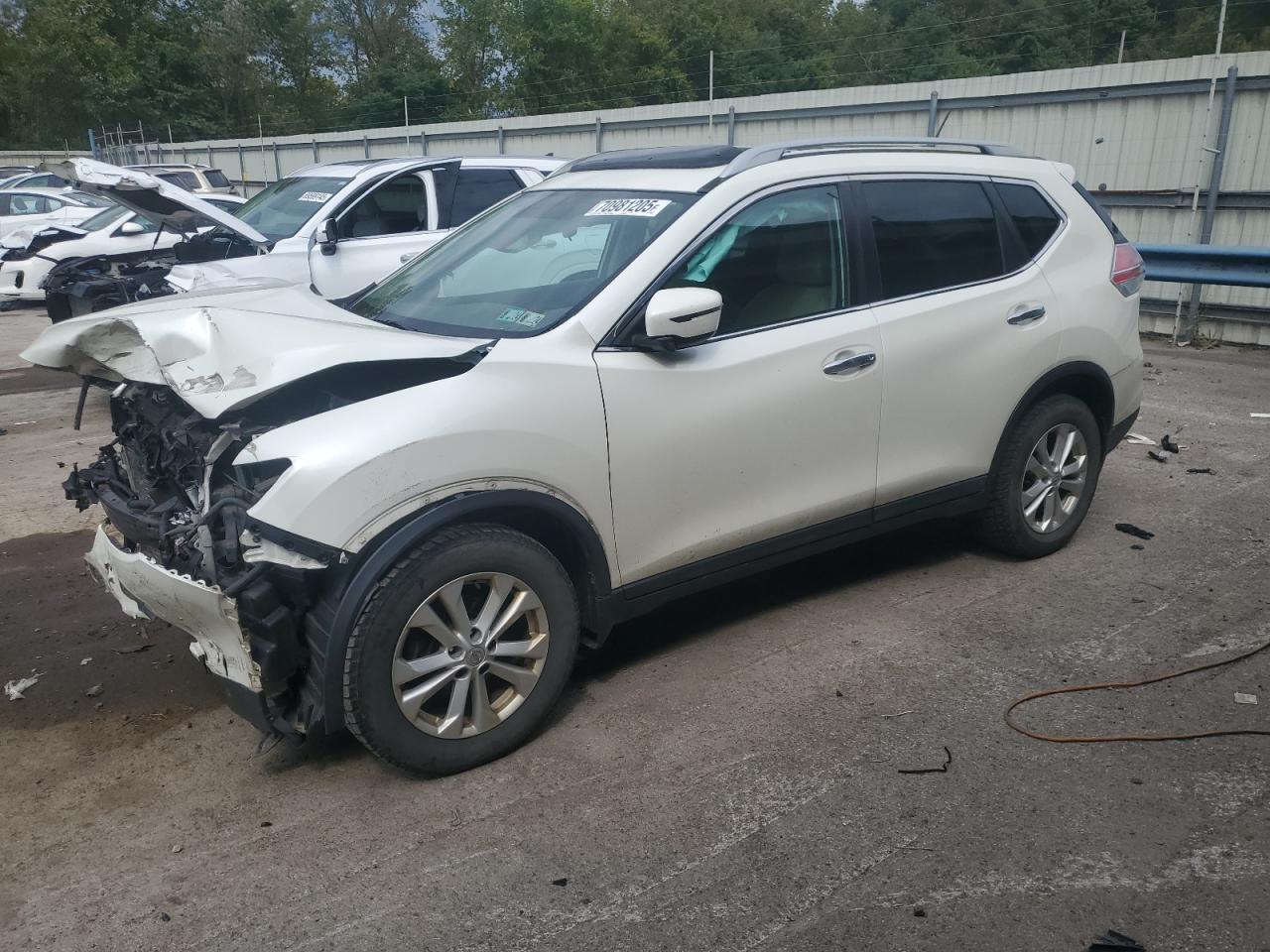2016 Nissan Rogue s S