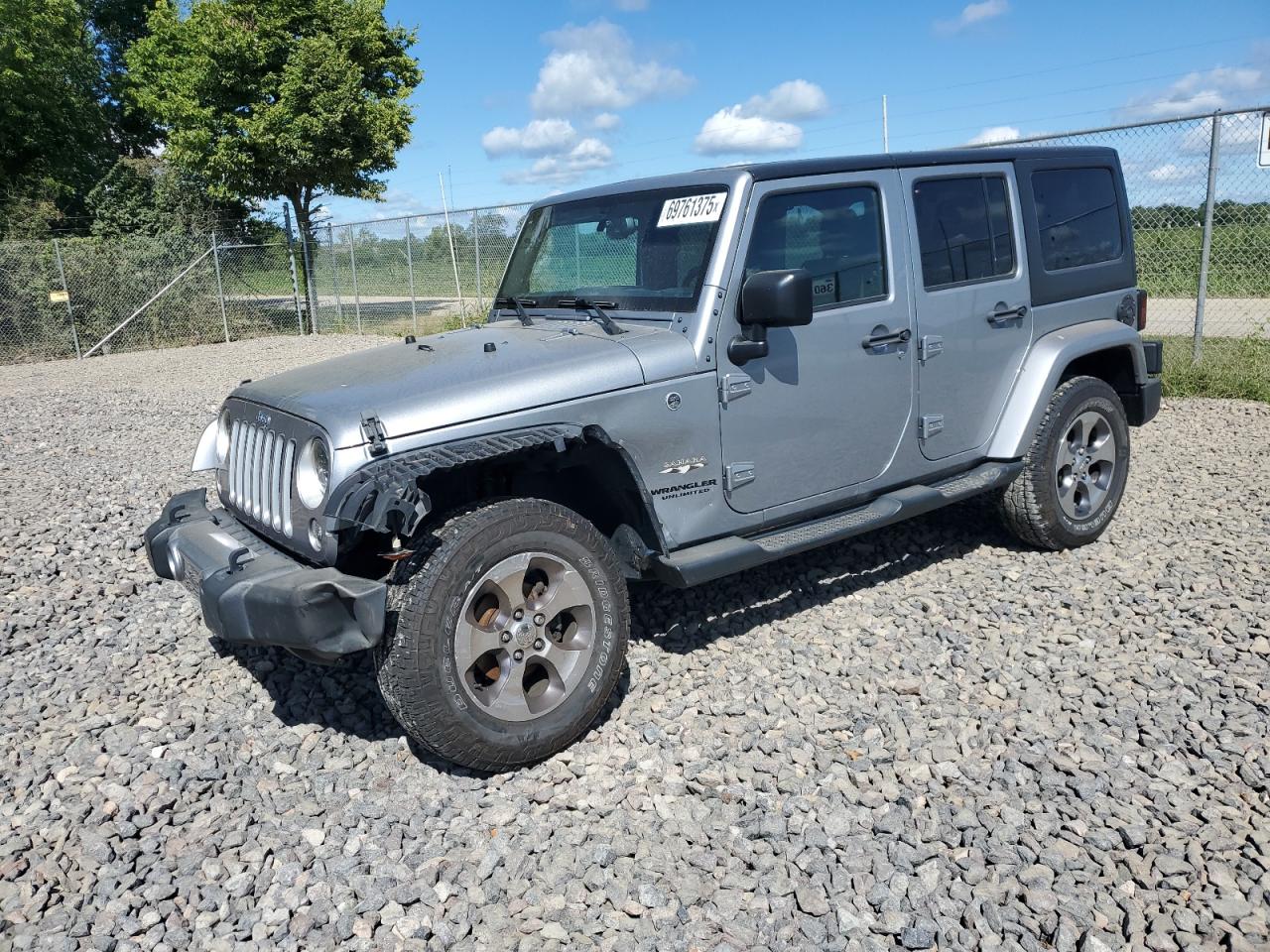2016 Jeep Wrangler u SAHARA