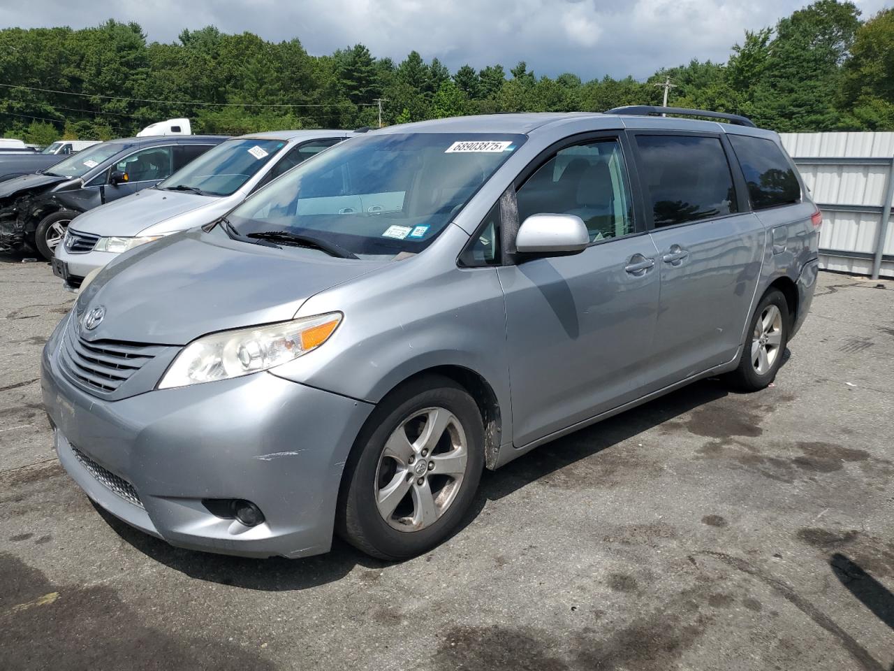 2013 Toyota Sienna le LE