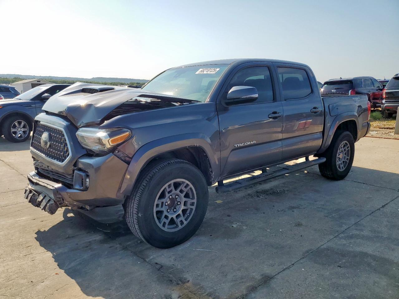 2018 Toyota Tacoma dou DOUBLE CAB