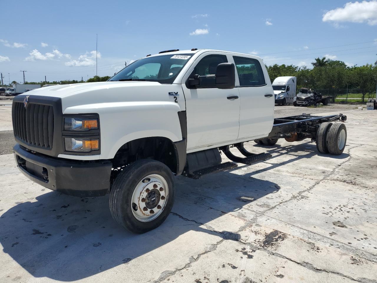 2019 International Cv515