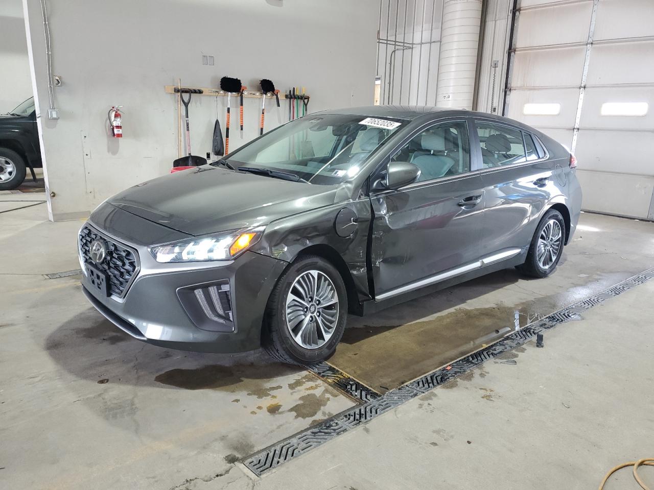 2021 Hyundai Ioniq sel SEL