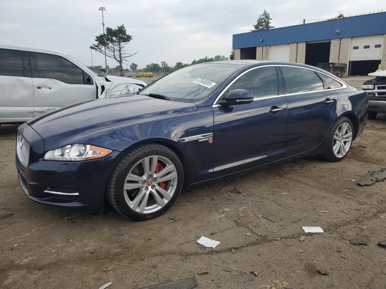 2014 Jaguar Xjl portfolio PORTFOLIO