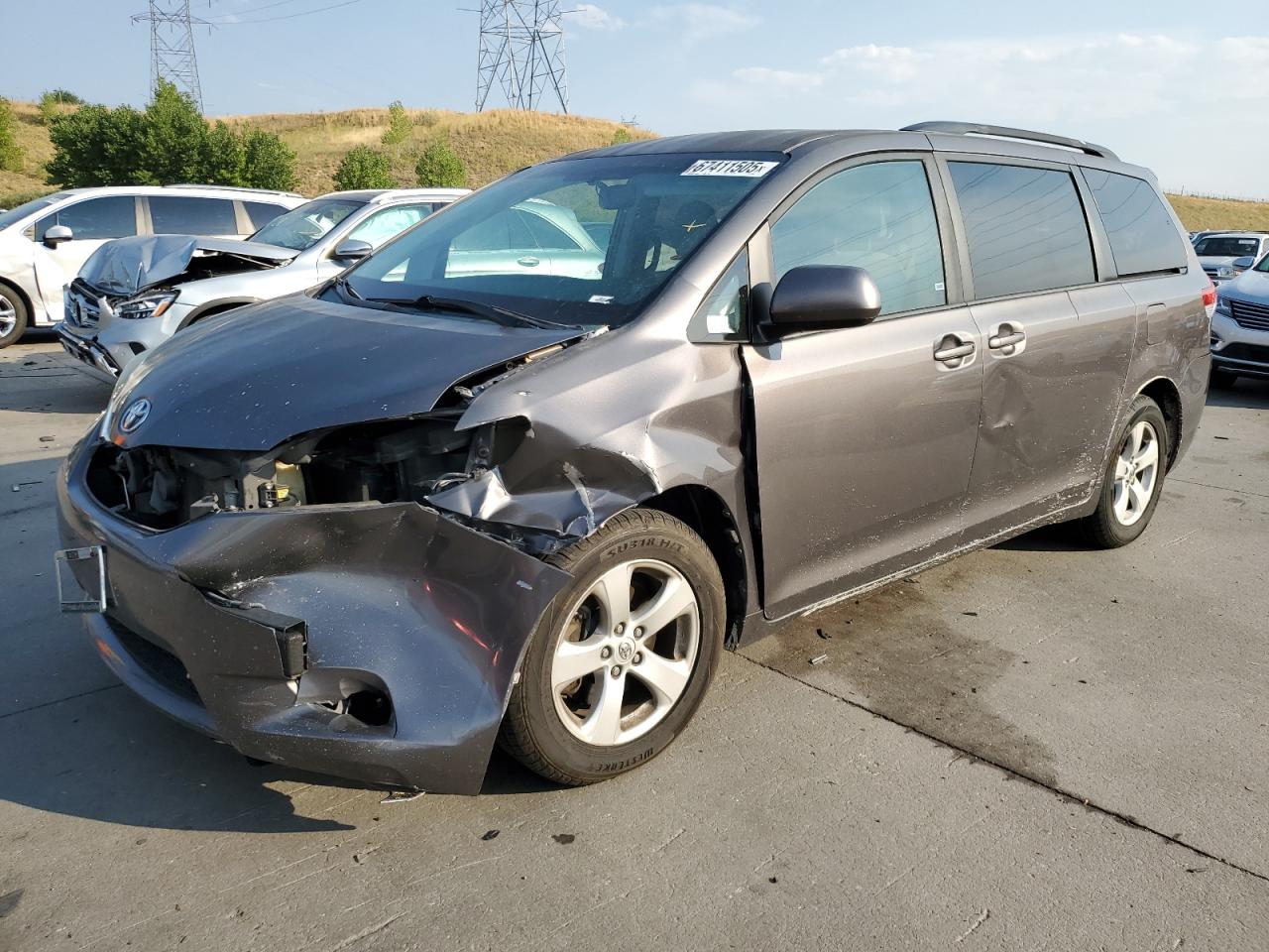 2013 Toyota Sienna le LE