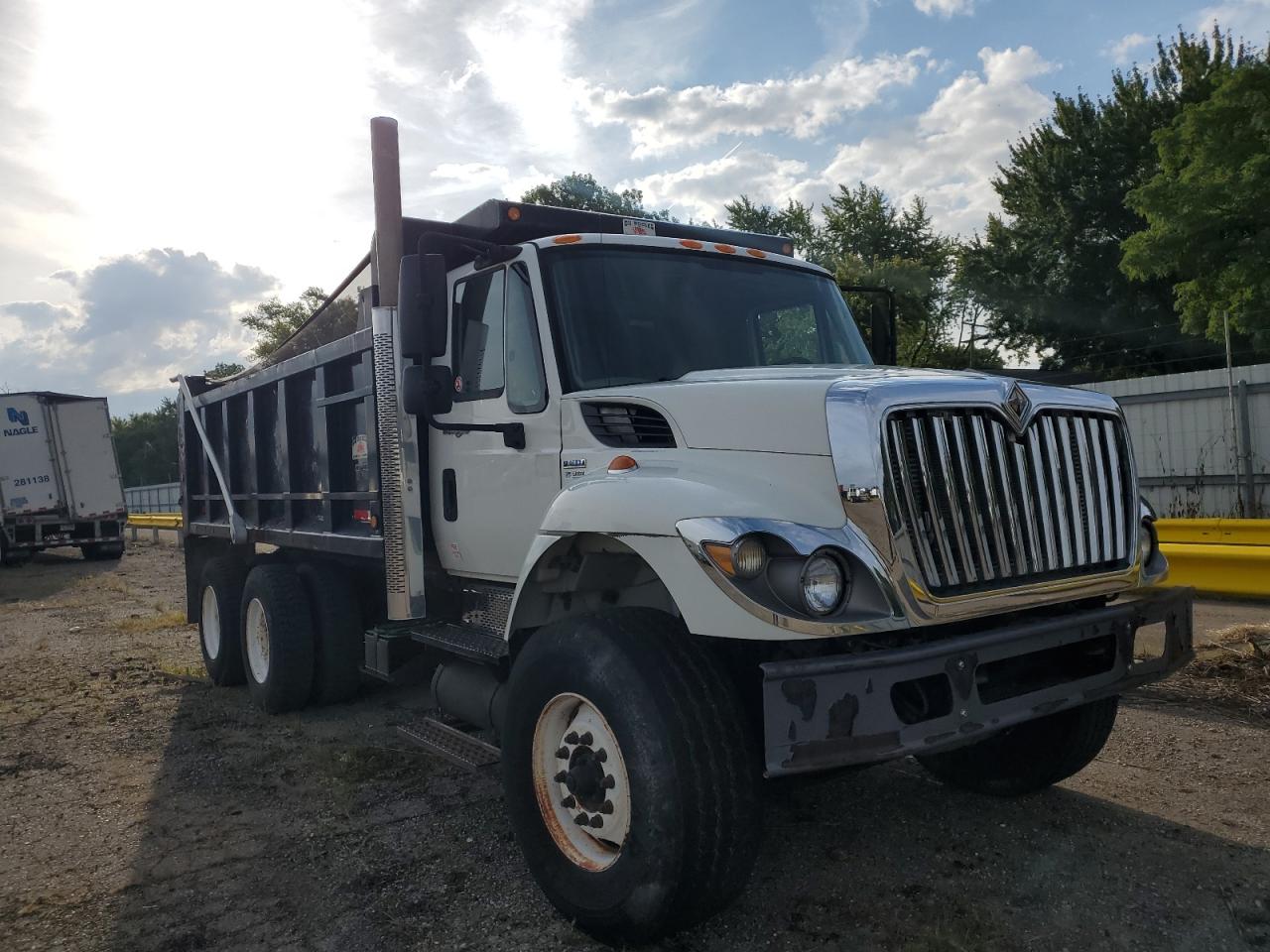 International 7400