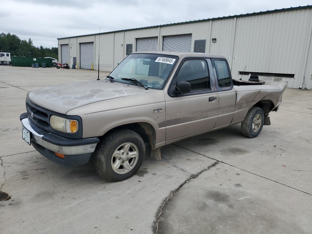 1996 Mazda B3000 cab CAB PLUS