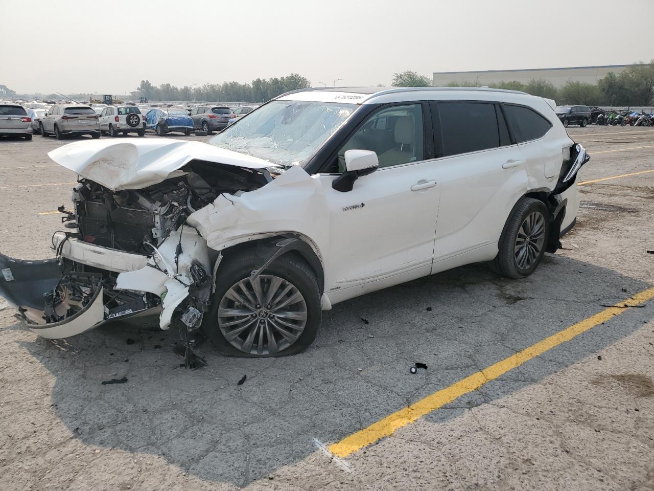 2021 Toyota Highlander hybrid platinum HYBRID PLATINUM