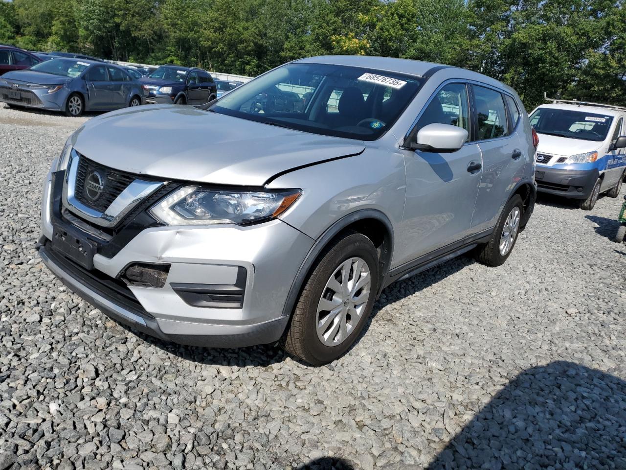 2018 Nissan Rogue s S