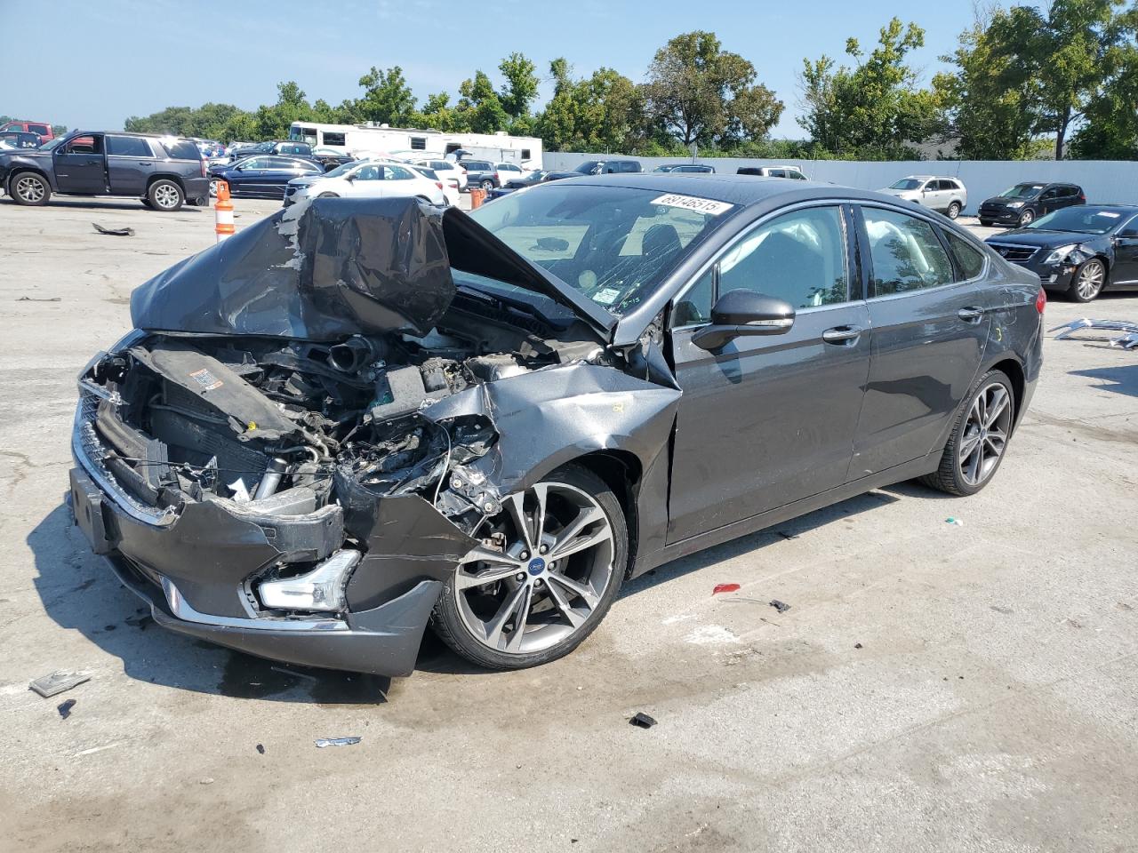 2020 Ford Fusion titanium TITANIUM