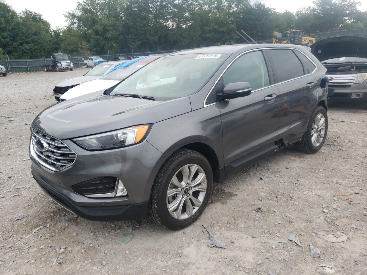 2024 Ford Edge titan TITANIUM