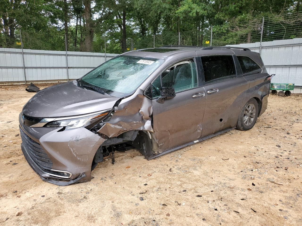 2021 Toyota Sienna xle XLE