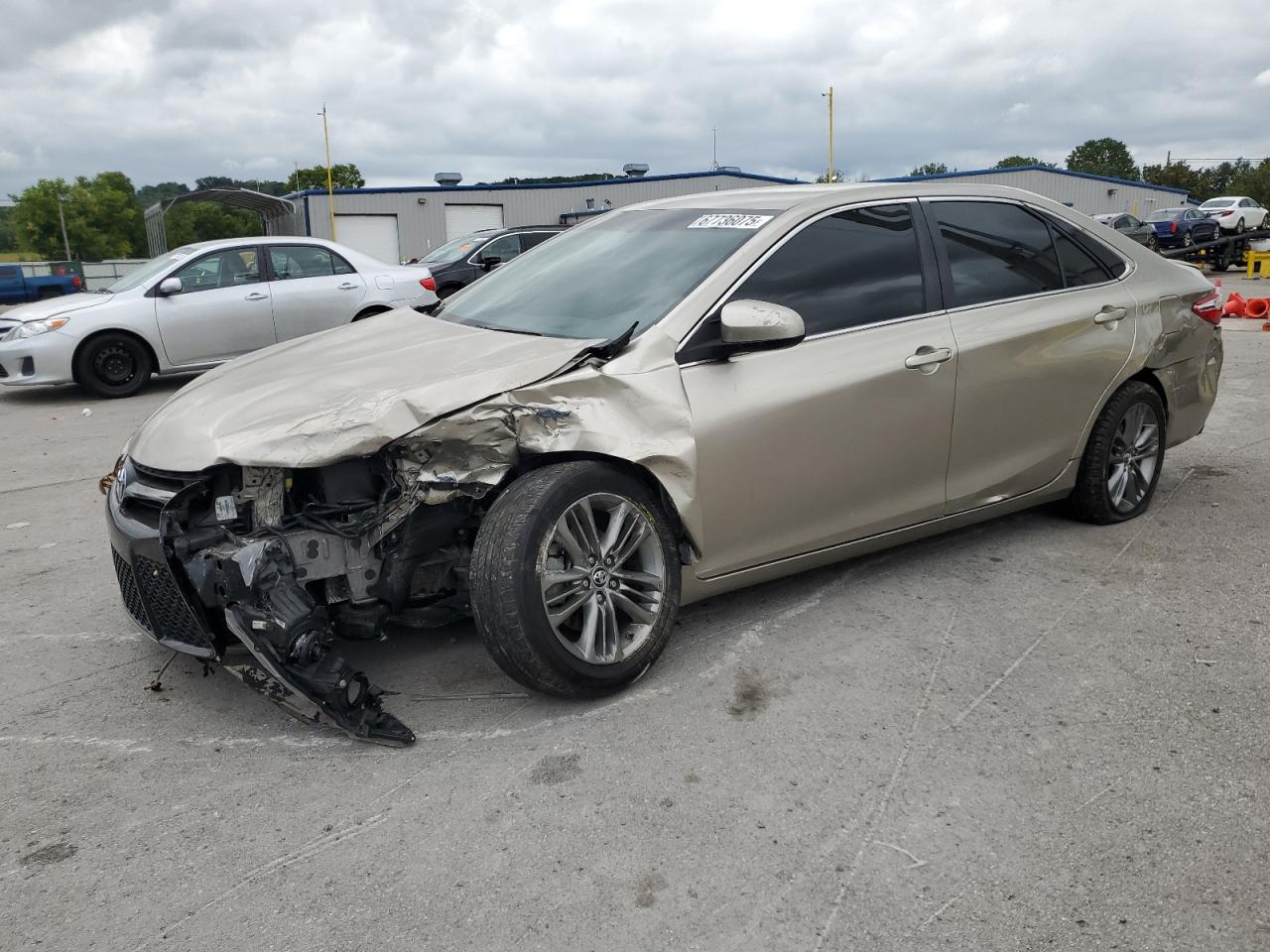 2016 Toyota Camry le LE