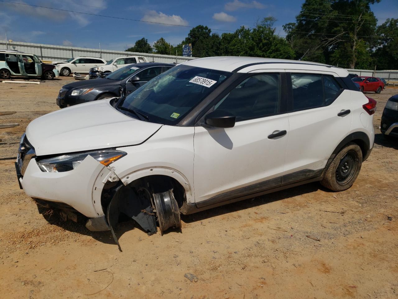 2020 Nissan Kicks s S