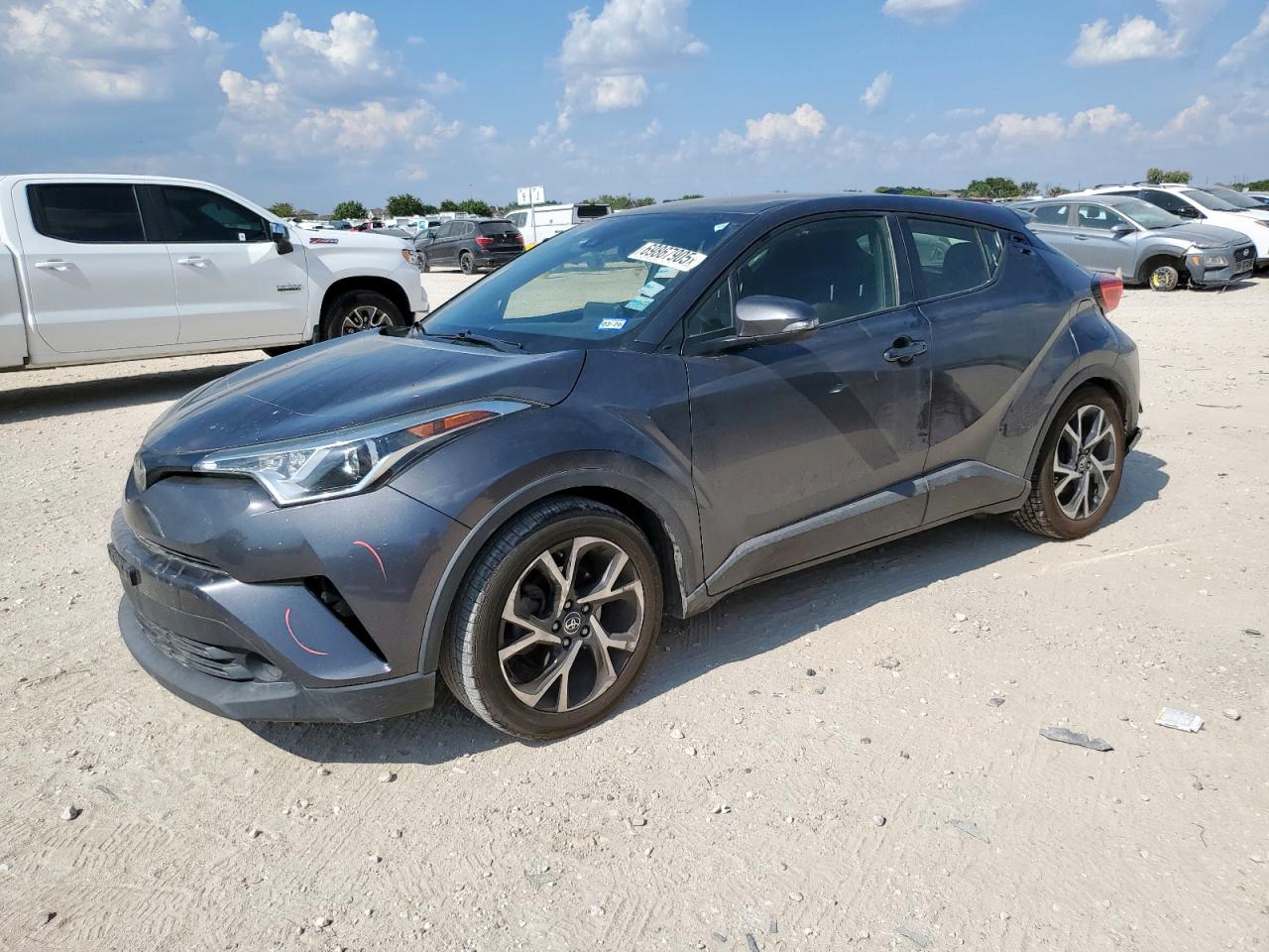 2019 Toyota C-hr xle XLE