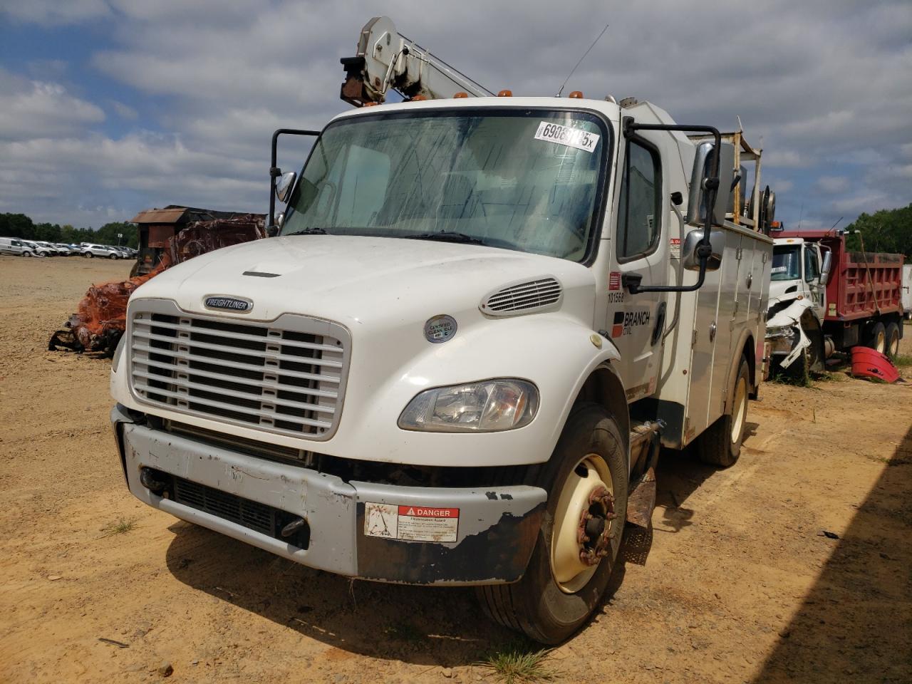 2016 Freightliner M2 106 med 106 MEDIUM DUTY