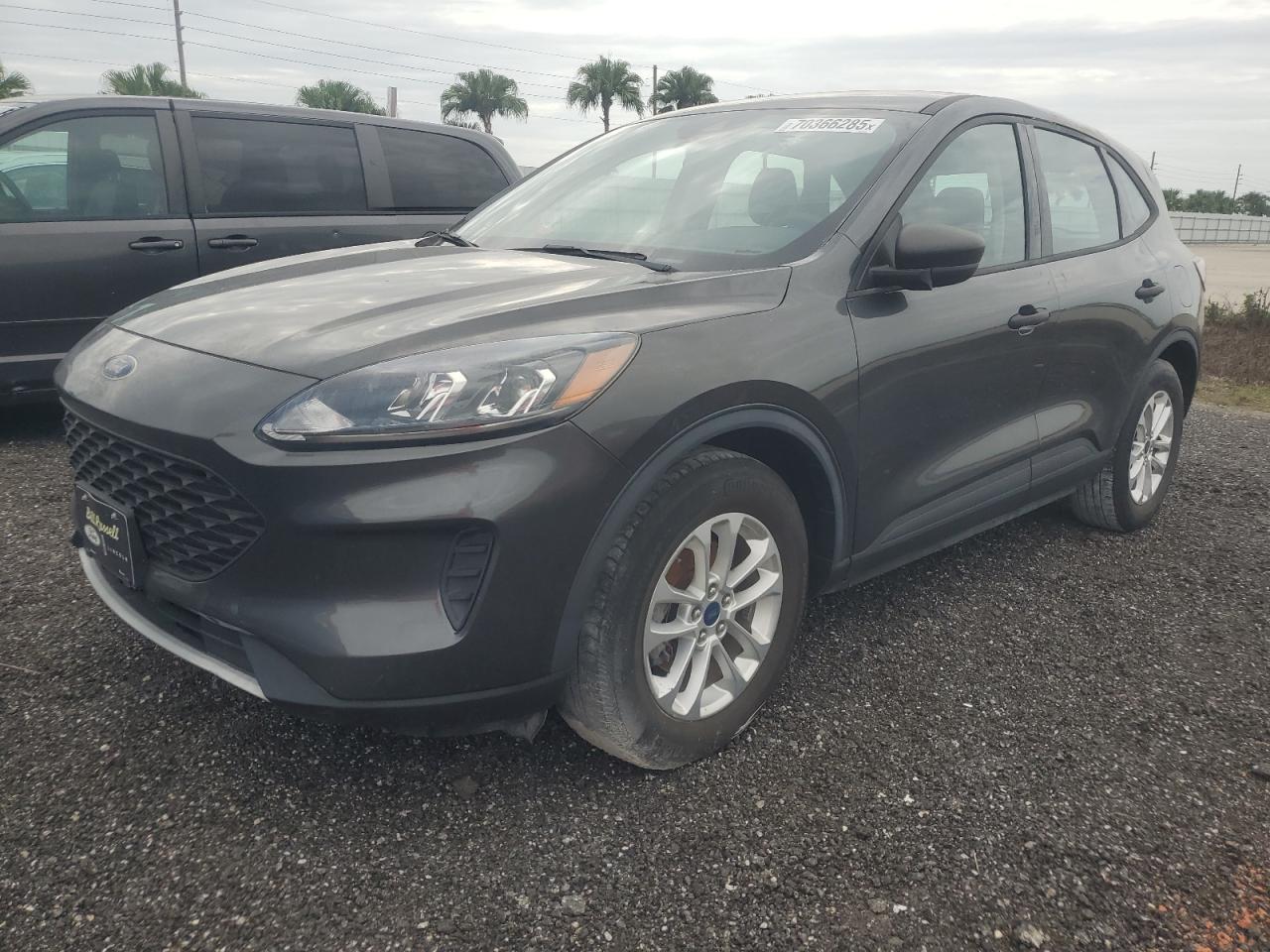 2020 Ford Escape s S