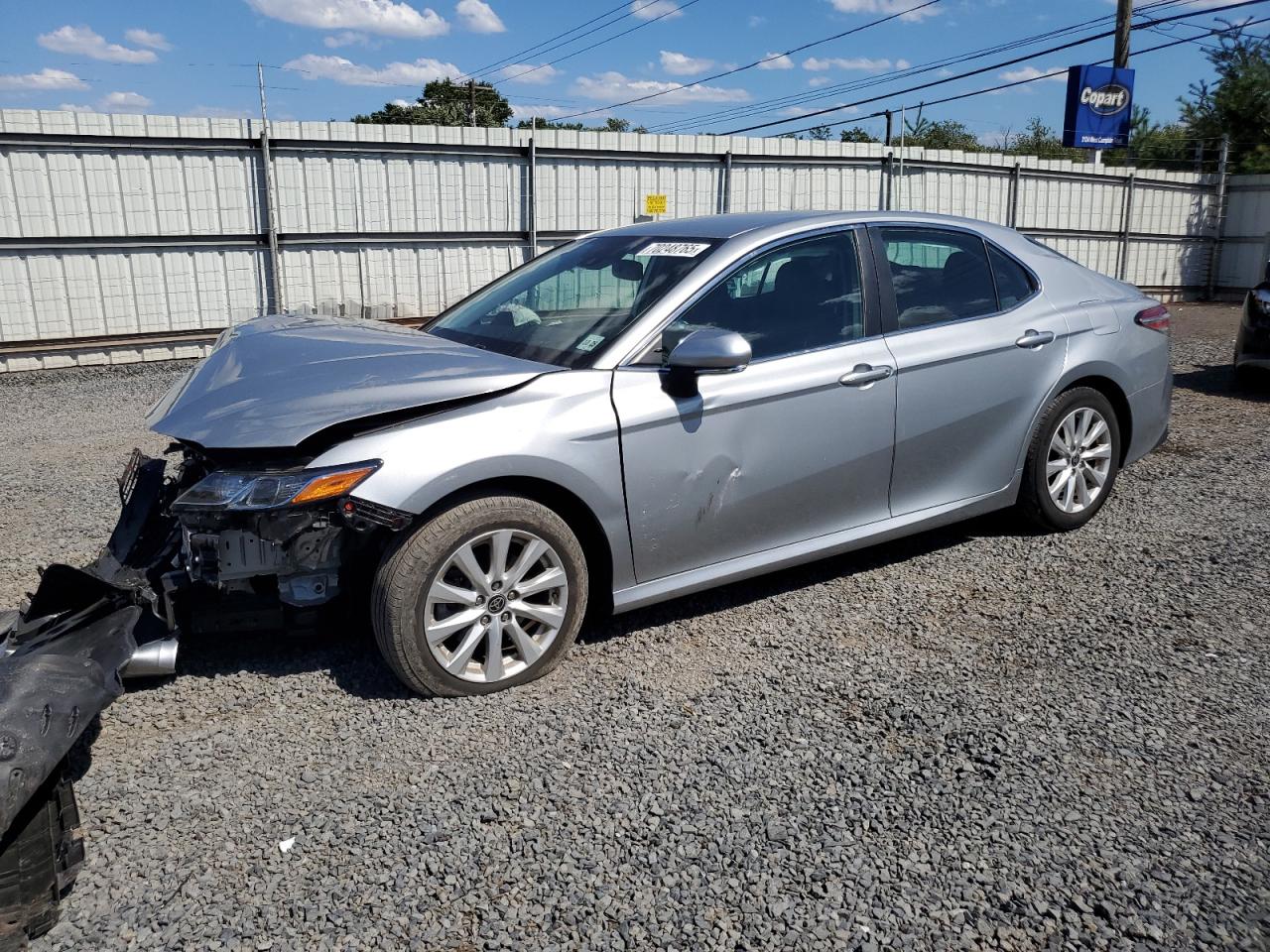 2020 Toyota Camry le LE