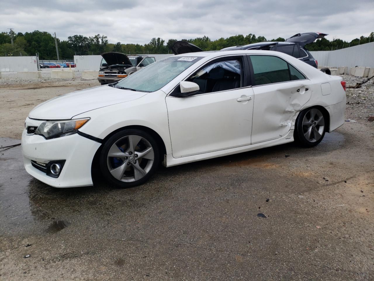 2012 Toyota Camry se BASE