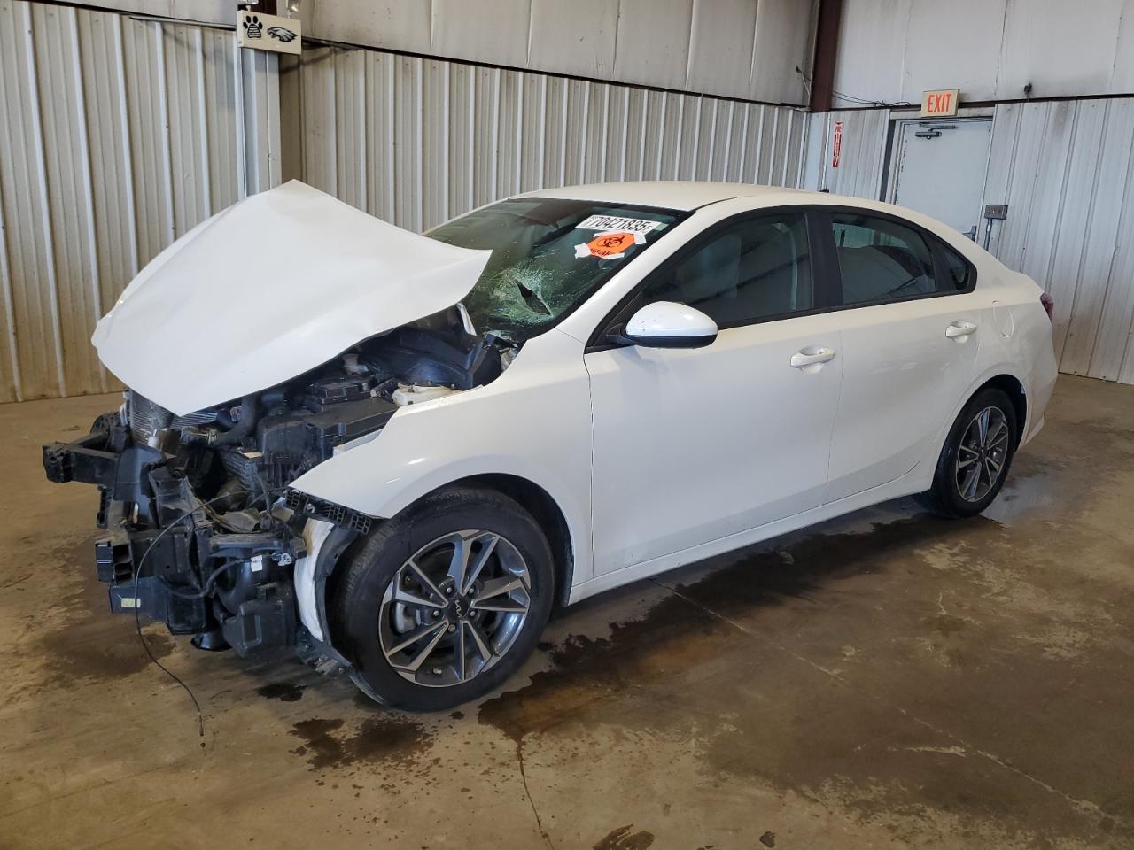 2022 Kia Forte fe FE