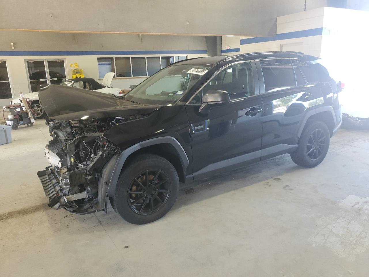 2020 Toyota Rav4 le LE