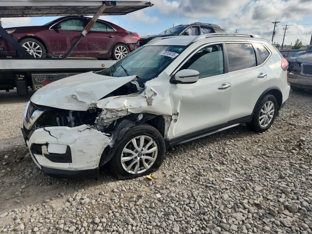 2017 Nissan Rogue sv SV