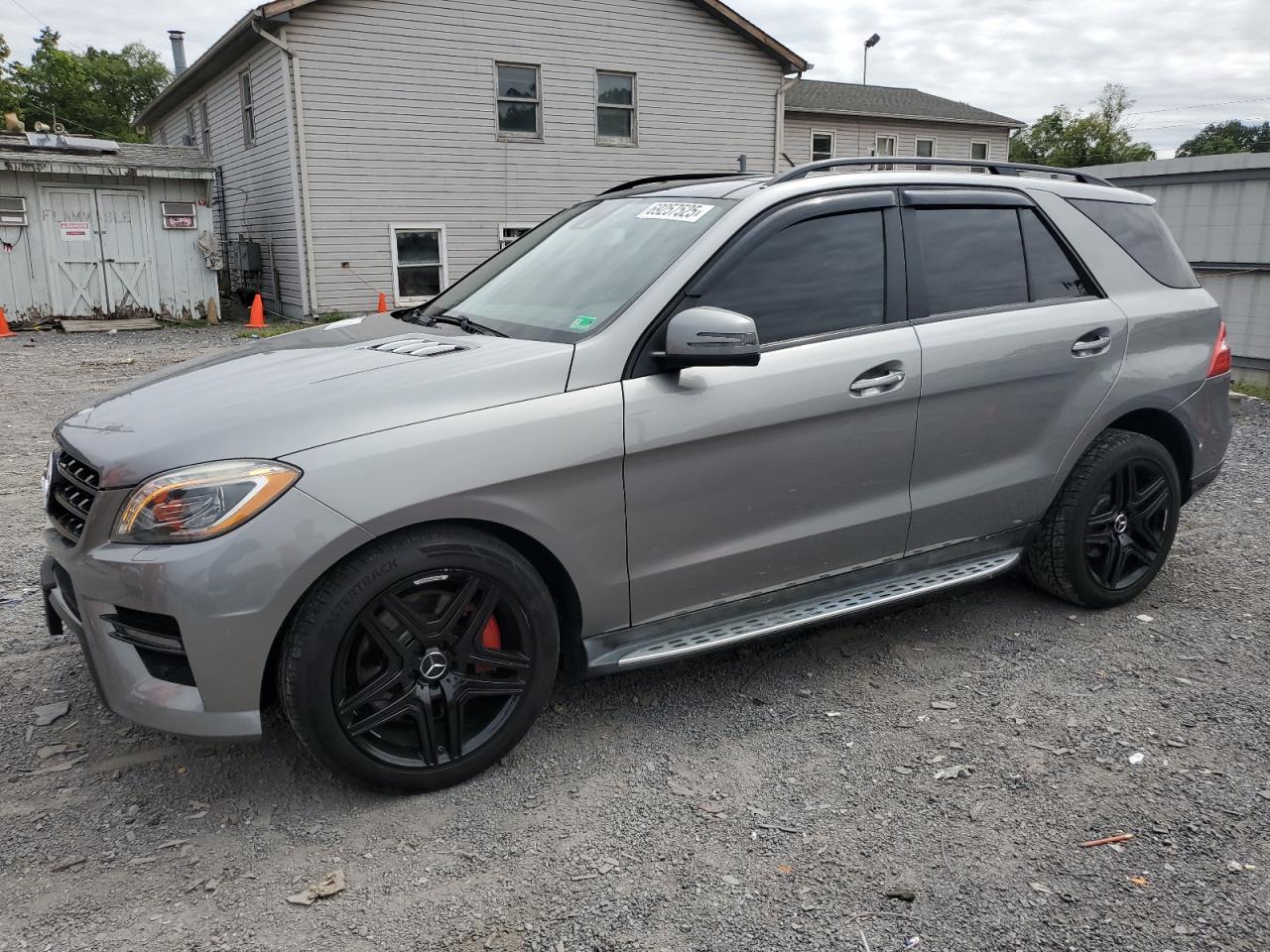 2013 Mercedes-benz M-class 4matic