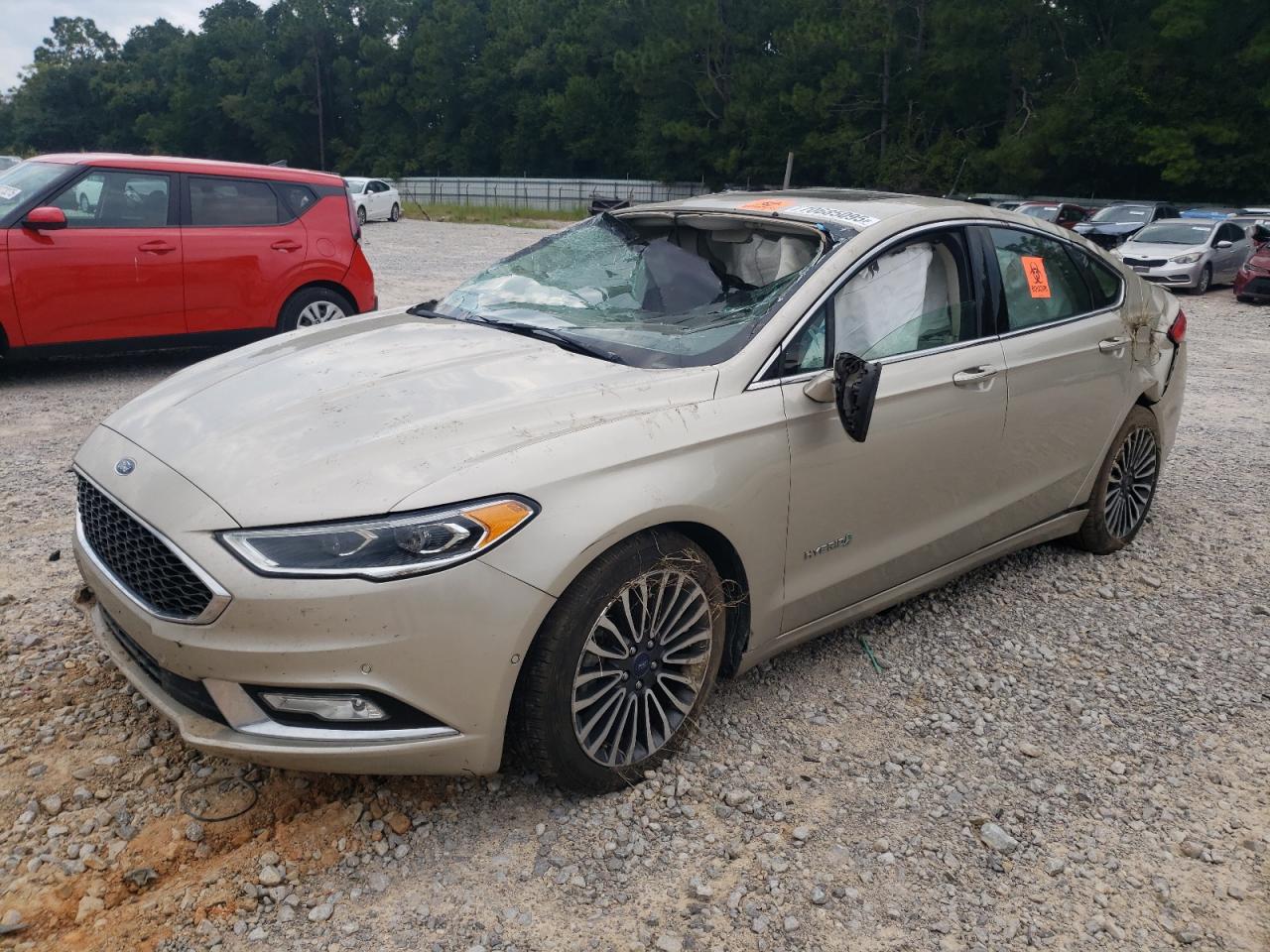 Ford Fusion titanium/platinum hev
